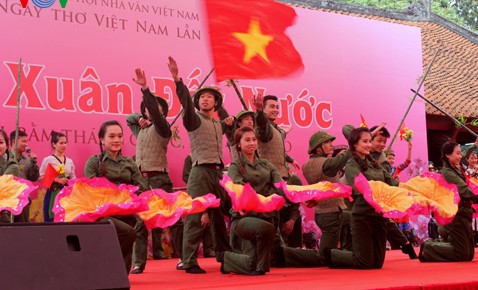 La journée de la poésie vietnamienne 2015 - ảnh 1